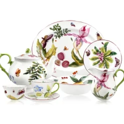 Royal Collection Shop Chelsea Porcelain 4 Cup Teapot* Teapots