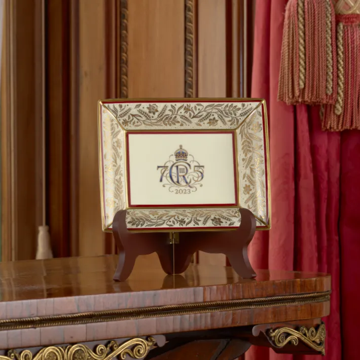 Royal Collection Shop The King'S 75Th Birthday Limited Edition Red Tray* His Majesty The King'S 75Th Birthday